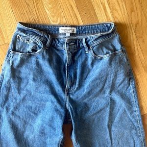 Abercrombie and fitch the 90s relaxed jeans size 8 (29 eu) brand new with tags